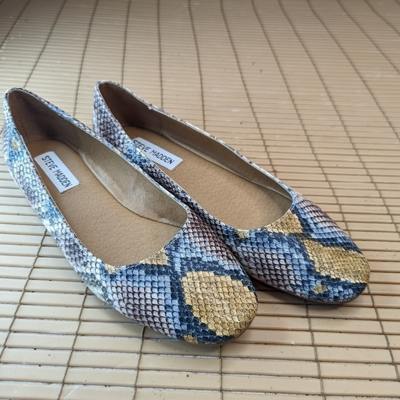 Steve Madden Danni Ballet flats Python Snake Print  Leather Womens Size 7M. New - Picture 1 of 9